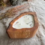 Dabīgas sojas vaska svece rokdarbā kokā thumbnail 3