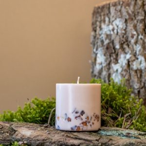 SOJAS VASKA SVECE AR LIEPZIEDA - MEDUS AROMĀTU (XL)