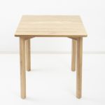 Ozola koka galds eļļots 700x700x750mm thumbnail 1