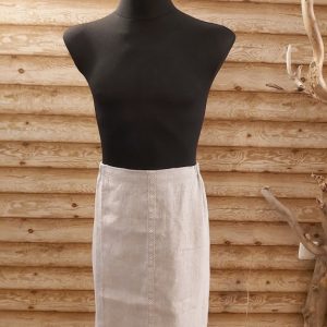 Lina pirts svārki vīrietim ar tautisku lentu