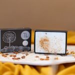 KAZAS PIENA ZIEPES AR PRIEŽU ĒTERISKO EĻĻU UN DZINTARA GABALIŅIEM thumbnail 5