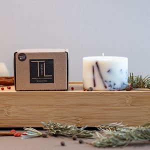 SOJAS VASKA SVECE AR KANĒĻA AROMĀTU (S)